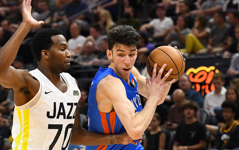  霍姆格伦关键封盖雷霆险胜爵士  